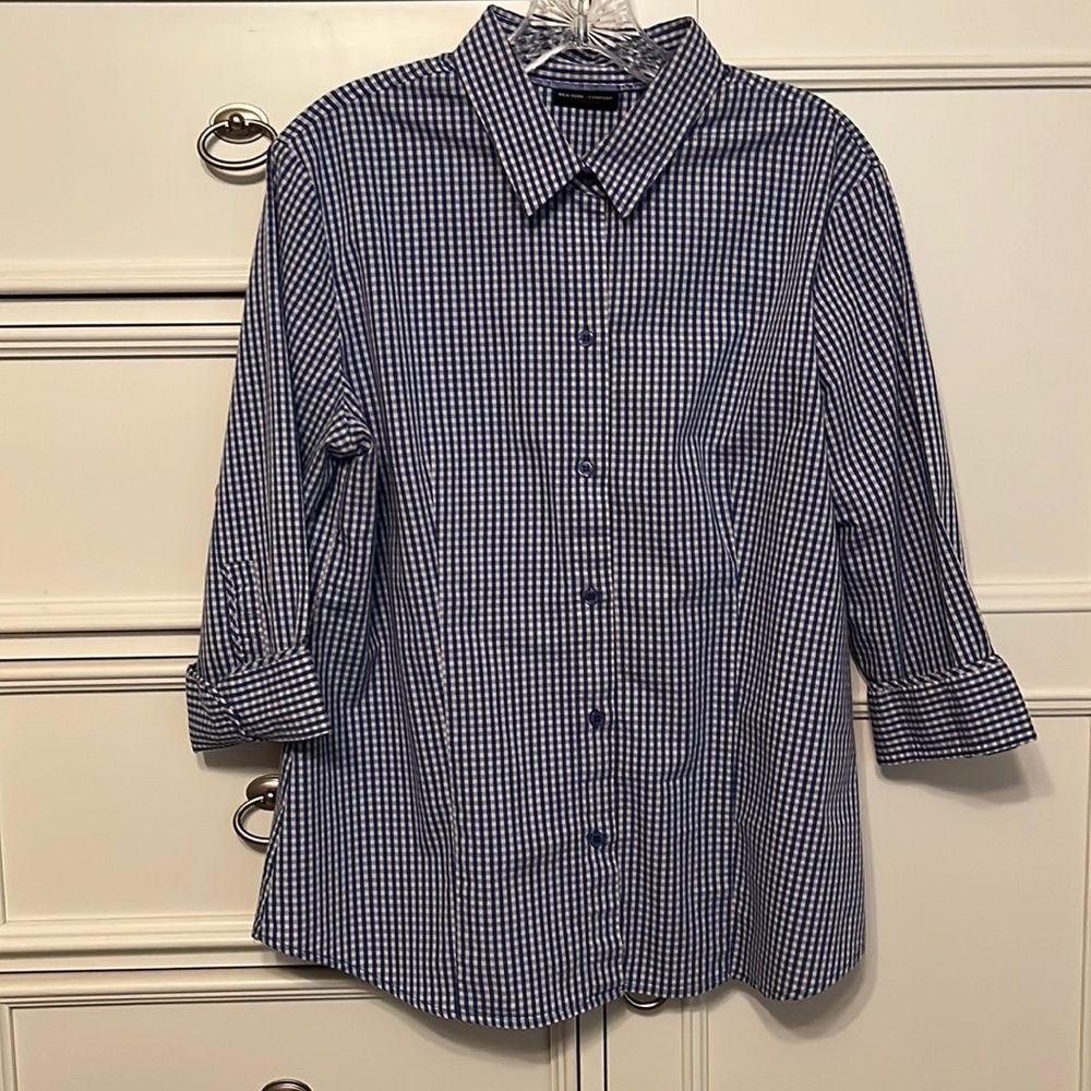 Gingham blouse; blue and white, 3/4 sleeve